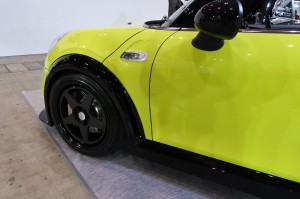 F56　ミニ　フェンダー